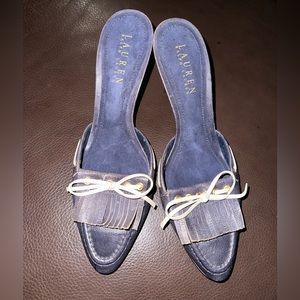 Navy blue kitten heel with white laces